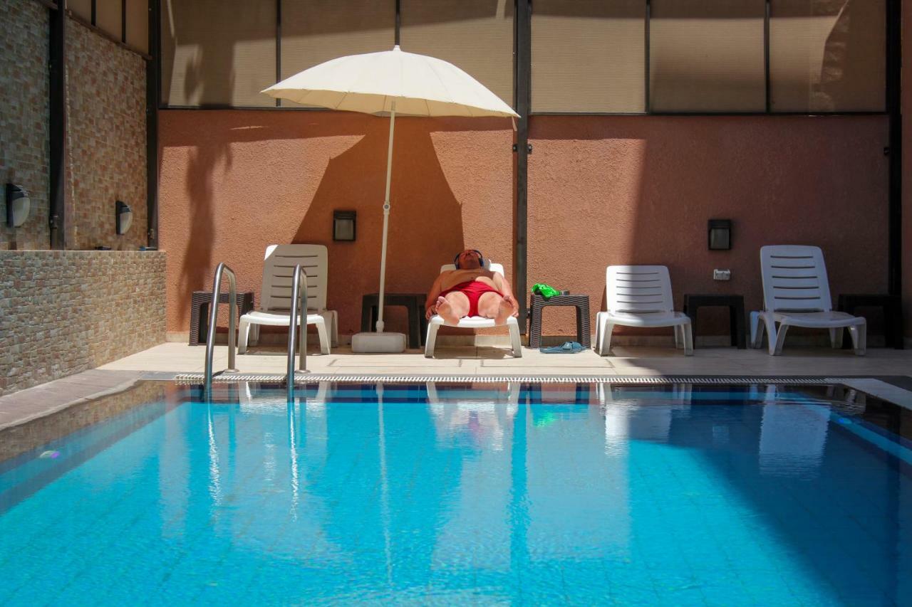 عمان ألموند للشقق الفندقية المظهر الخارجي الصورة